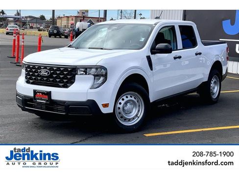 New 2026 Ford Maverick XL image 16