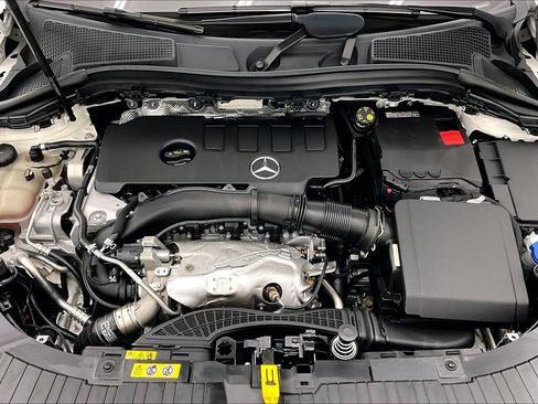 Certified 2023 Mercedes-Benz GLA 250 image 9