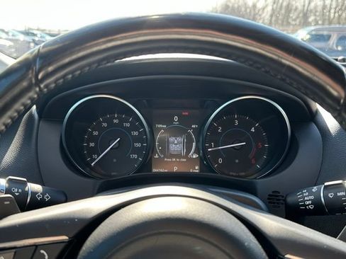 Used 2017 Jaguar XE Prestige image 23