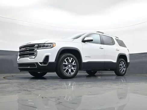 Used 2023 GMC Acadia SLT image 22