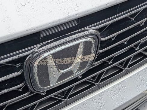 Used 2023 Honda Accord EX image 5