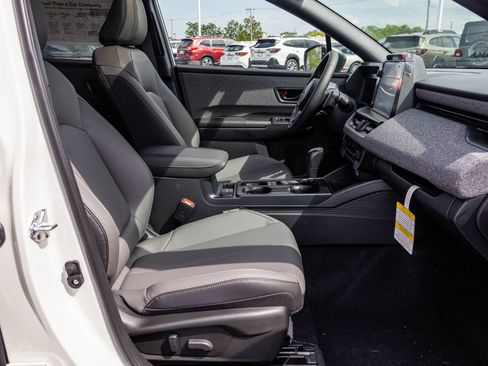 Used 2026 Subaru Outback Limited AWD/4WD image 45