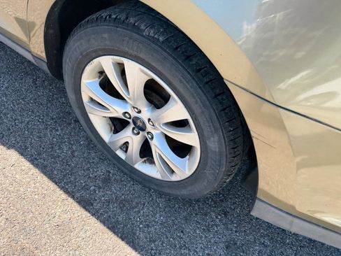 Used 2012 Ford Taurus SEL FWD image 7