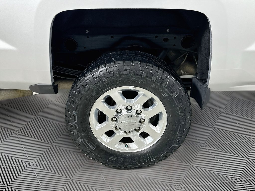 Used 2015 Chevrolet Silverado 2500 LT w/ Z71 Package, Off-Road AWD/4WD image 28