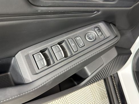 Used 2024 Honda Accord Sport image 26