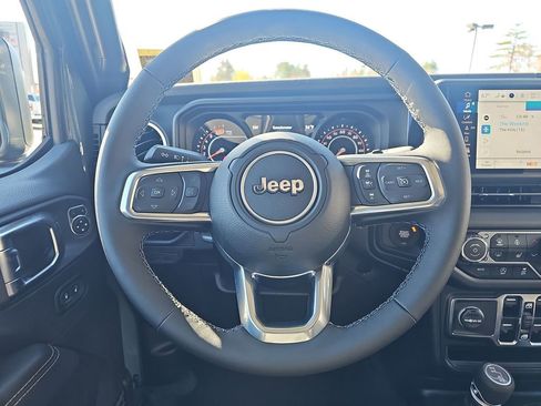 New 2026 Jeep Wrangler Unlimited Sahara AWD/4WD image 14