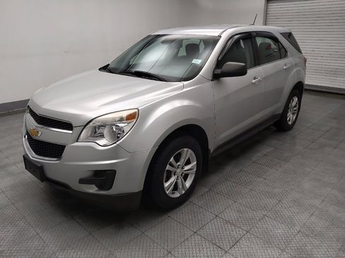 Used 2015 Chevrolet Equinox LS image 2