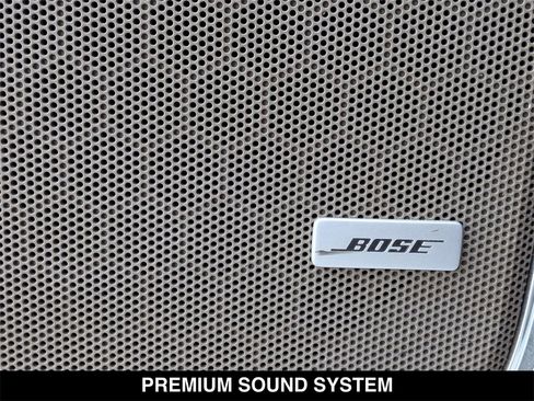 Used 2019 GMC Yukon XL SLE w/ SLE Value Package image 22