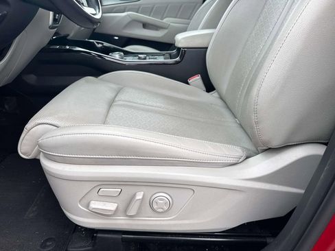 Certified 2022 Kia Sorento SX Prestige AWD/4WD image 24