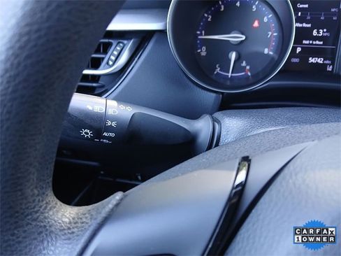 Used 2021 Toyota C-HR LE image 17