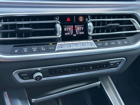 Used 2023 BMW X5 sDrive40i w/ M Sport Package RWD image 22
