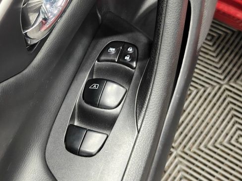 Used 2017 Nissan Altima 2.5 SR image 32