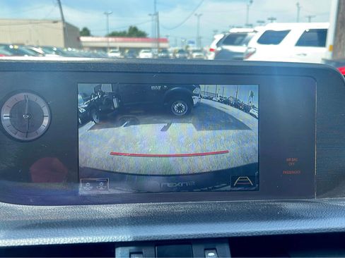 Used 2019 Lexus ES 350 w/ Luxury Package image 20