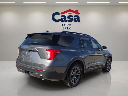 Used 2023 Ford Explorer XLT w/ Equipment Group 202A image 3