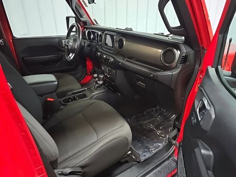 Used 2020 Jeep Gladiator Sport w/ Quick Order Package 24S image 15