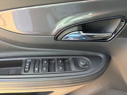Used 2019 Buick Encore Preferred w/ Safety Package FWD image 11