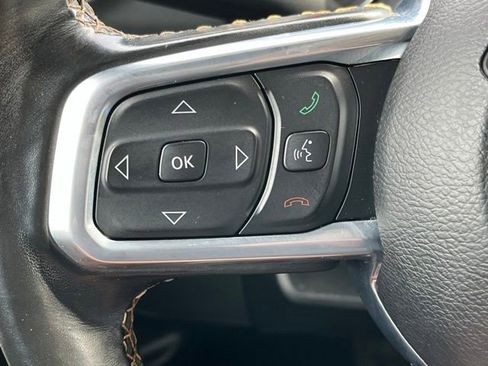 Used 2021 Jeep Gladiator Overland AWD/4WD image 42