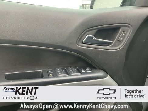 Used 2020 Chevrolet Colorado LT image 25