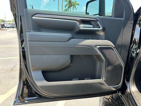 New 2025 Chevrolet Silverado 2500 LT w/ Trail Boss Package AWD/4WD image 7