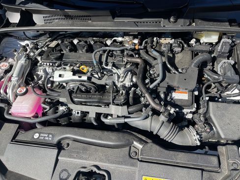 Used 2024 Toyota Prius Prime XSE Premium image 26