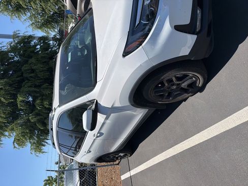 Used 2023 Honda Passport EX-L image 3