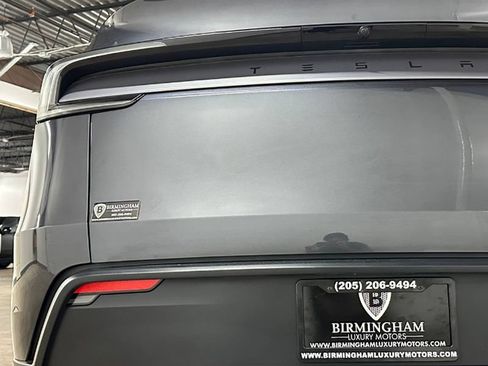 Used 2026 Tesla Model Y Long Range RWD image 17