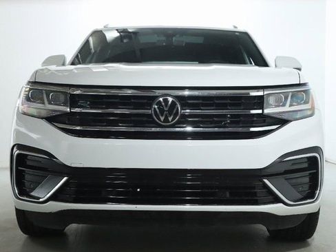 Used 2021 Volkswagen Atlas Cross Sport SEL R-Line w/ Luggage Net & Mats Package image 13
