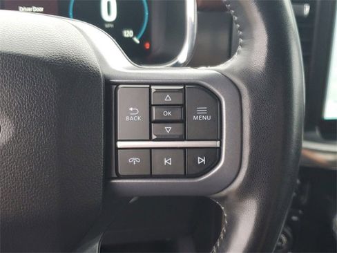 Used 2023 Ford F150 Lariat image 24
