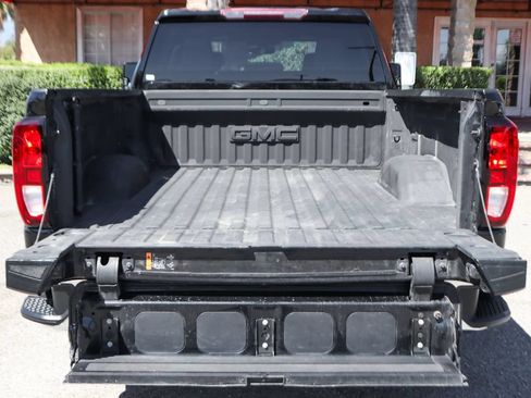 Used 2023 GMC Sierra 2500 SLE w/ SLE Convenience Package AWD/4WD image 8