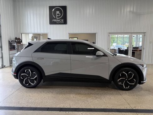 Used 2022 Hyundai Ioniq 5 SE AWD/4WD image 5