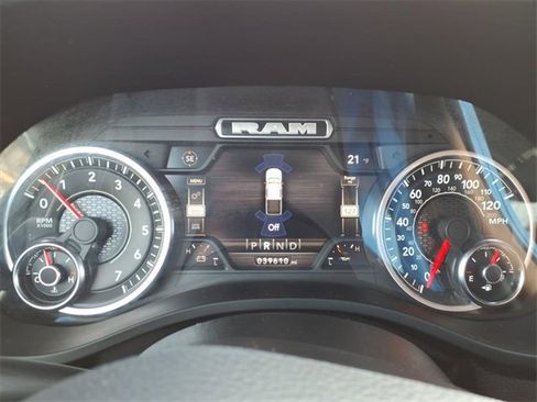 Certified 2022 RAM 1500 Big Horn image 23