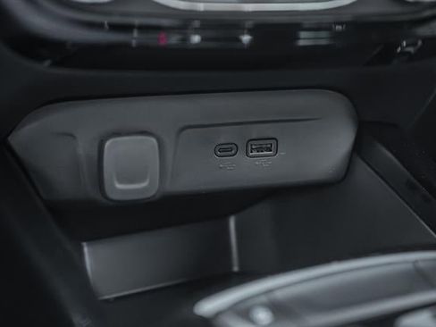 Used 2026 Chevrolet Trax LT w/ Driver Confidence Package image 27