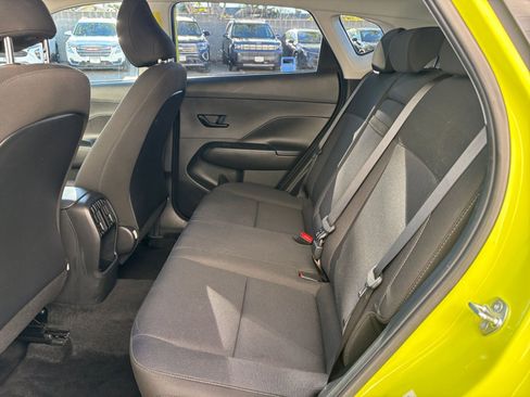 Used 2025 Hyundai Kona SEL image 25