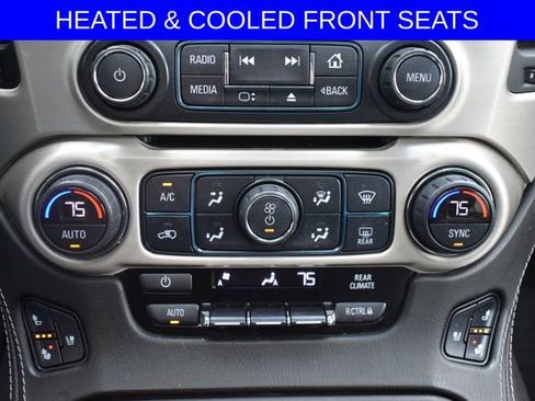 Used 2020 GMC Yukon Denali w/ Denali Ultimate Black Edition AWD/4WD image 8
