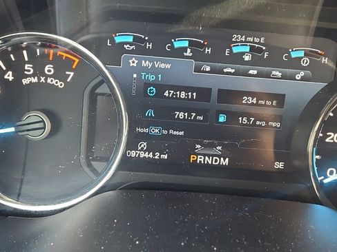 Used 2020 Ford F150 Lariat image 14