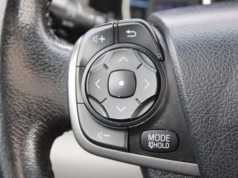 Used 2013 Toyota Camry XLE image 29