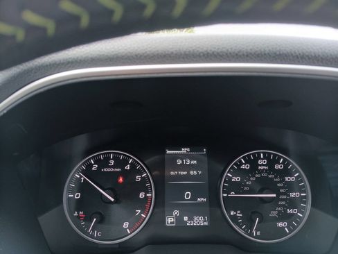 Used 2025 Subaru Outback Onyx Edition AWD/4WD image 7
