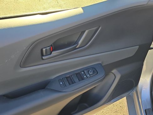 New 2026 Toyota Prius LE image 12