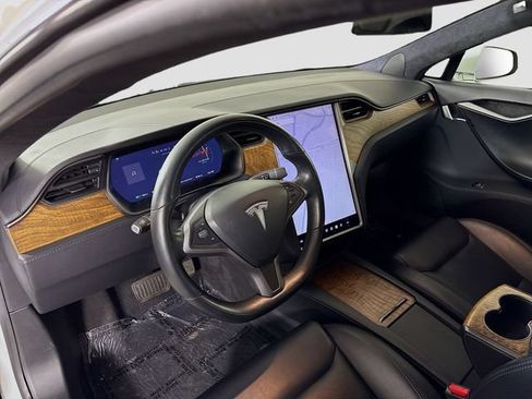 Used 2020 Tesla Model S Long Range AWD/4WD image 9