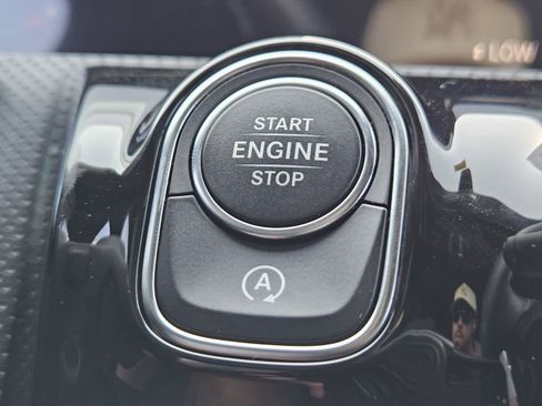 Used 2023 Mercedes-Benz CLA 250 image 23