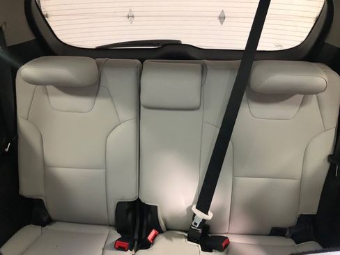 Used 2022 Kia Telluride SX w/ SX Prestige Package image 15