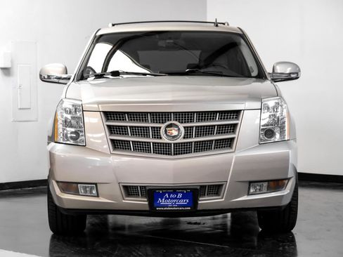 Used 2014 Cadillac Escalade Premium image 5