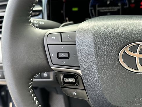 Used 2026 Toyota Camry SE w/ Convenience Package image 13