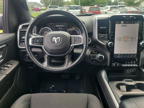 Used 2023 RAM 1500 Big Horn AWD/4WD image 10