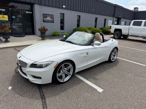 Used 2011 BMW Z4 sDrive35is RWD image 2
