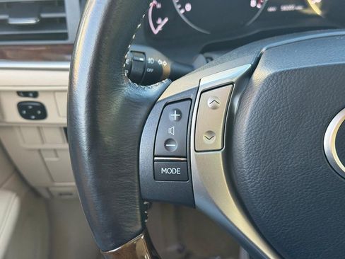 Used 2015 Lexus ES 350 w/ Premium Package image 21