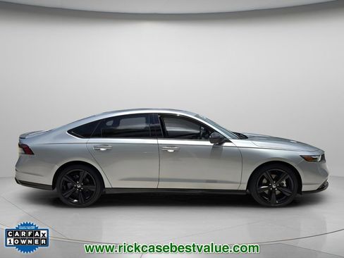 Used 2024 Honda Accord Sport image 4