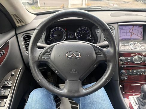 Used 2017 INFINITI QX50 AWD w/ Premium Plus Package image 21