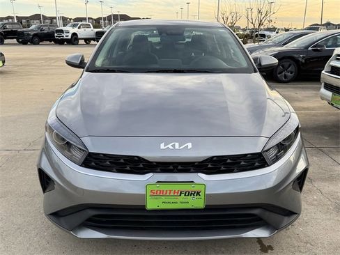 Used 2024 Kia Forte LXS image 7