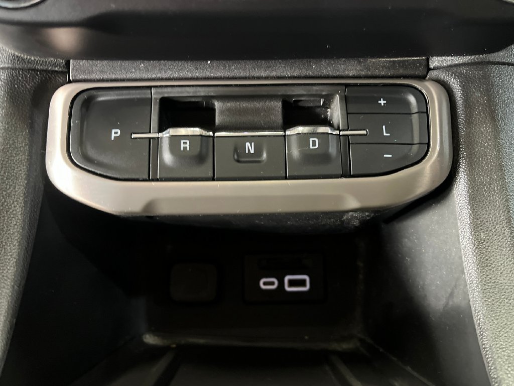 Used 2023 GMC Acadia Denali w/ Black Diamond Edition AWD/4WD image 16